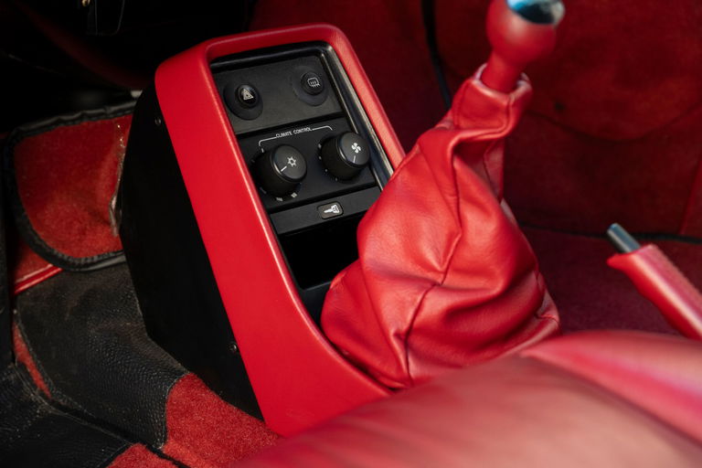 Porsche 911 Turbo 3.3 (US)