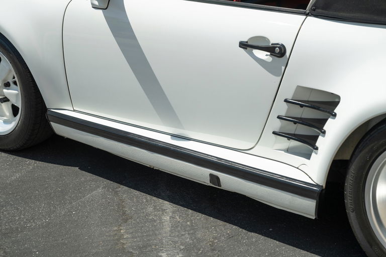 Porsche 911 Turbo 3.3 (US)