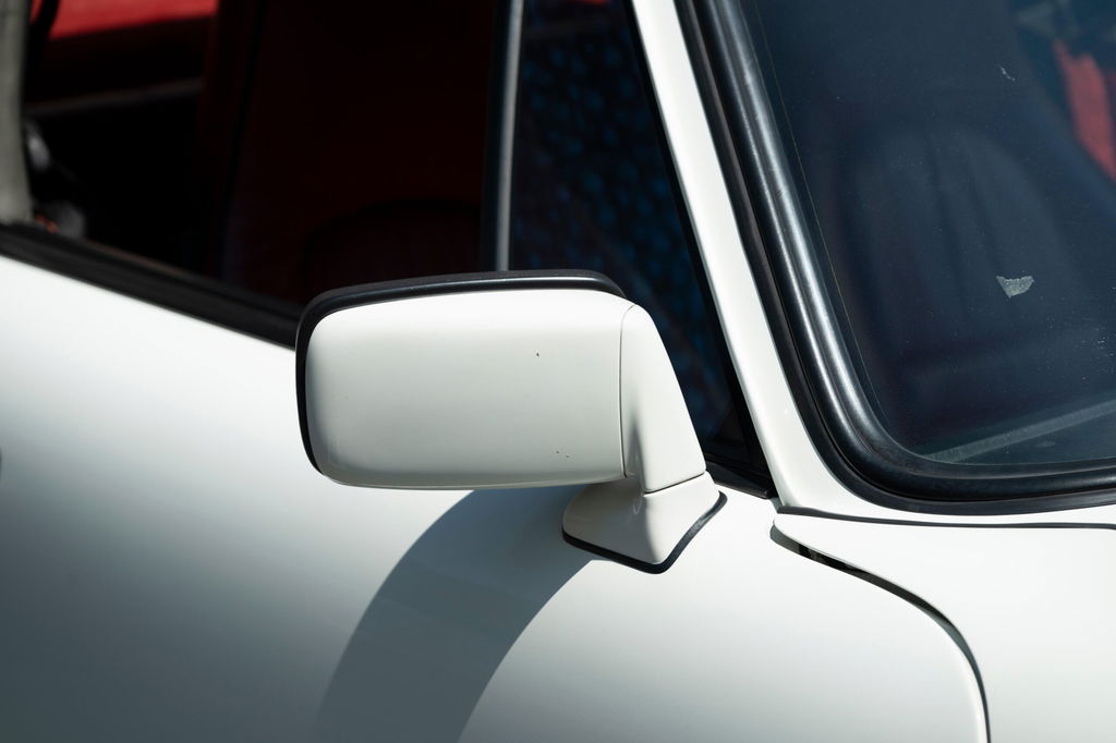 Porsche 911 Turbo 3.3 (US)