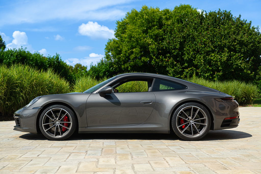 Porsche 992 Carrera 4S