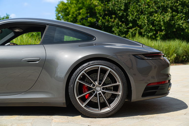 Porsche 992 Carrera 4S