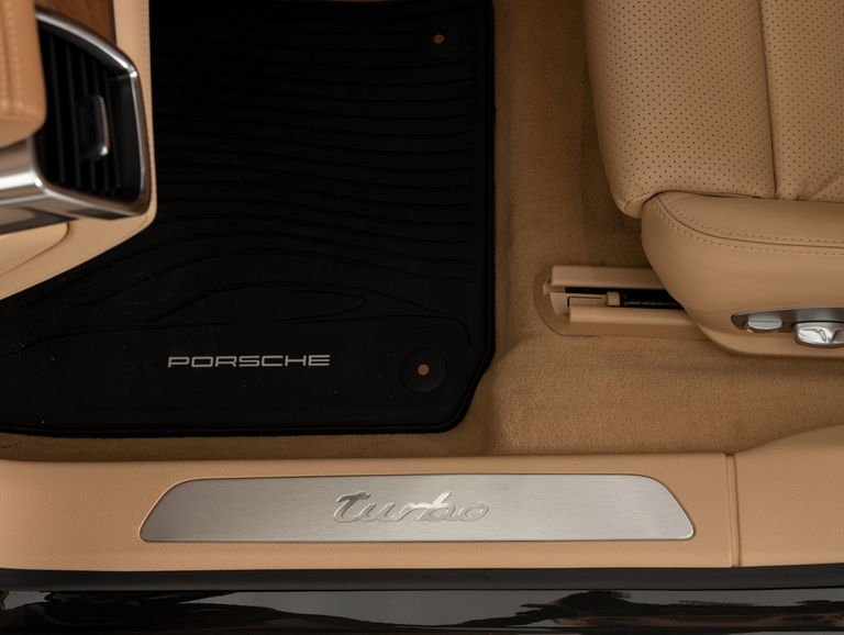 Porsche Panamera Turbo