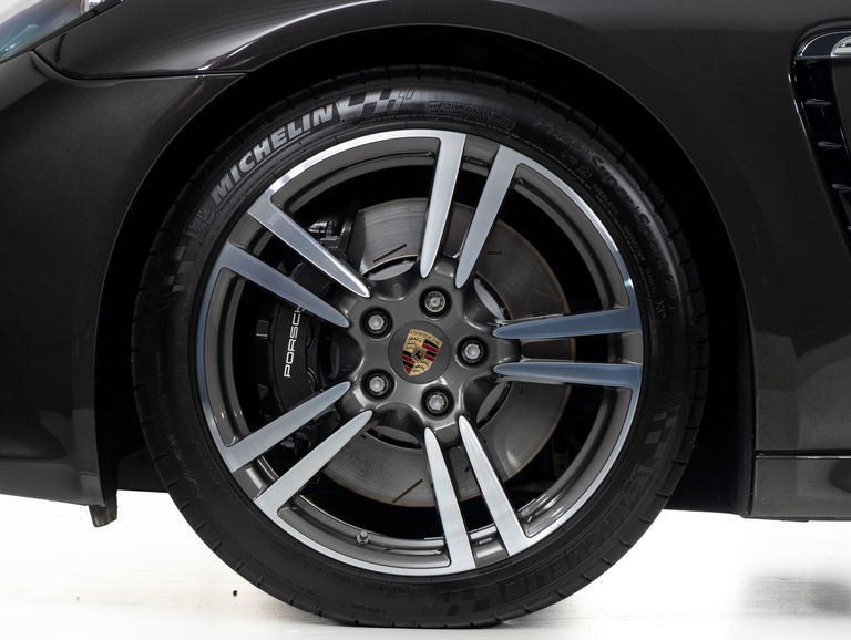 Porsche Panamera Turbo