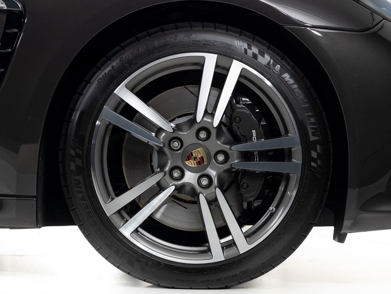 Porsche Panamera Turbo