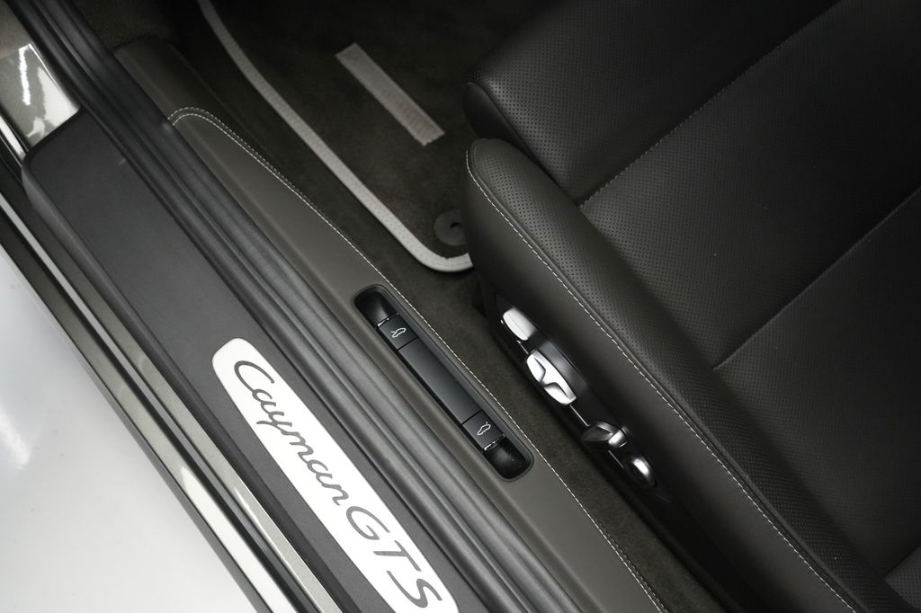 Porsche 718 Cayman GTS 4.0