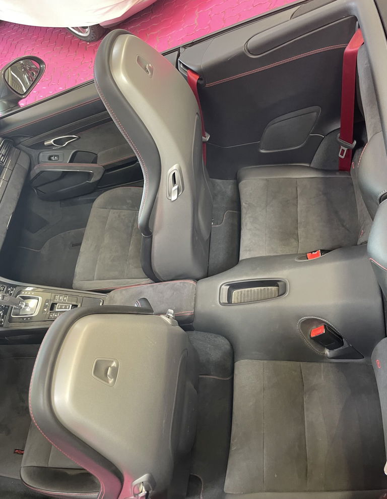 Porsche 991.2 Carrera 4 GTS