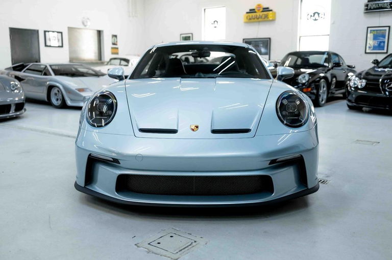 Porsche 992 GT3 Touring