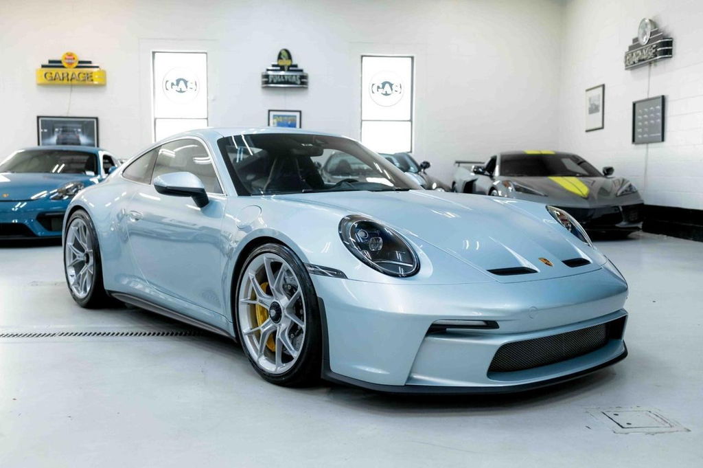 Porsche 992 GT3 Touring