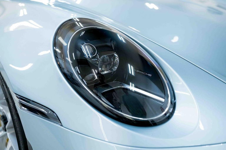 Porsche 992 GT3 Touring