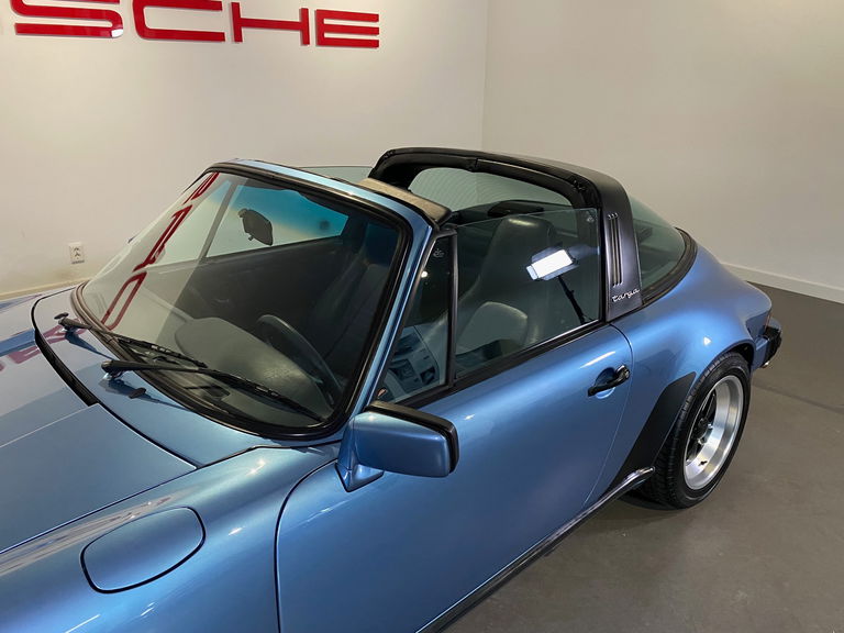 Porsche 911 Carrera 3.2
