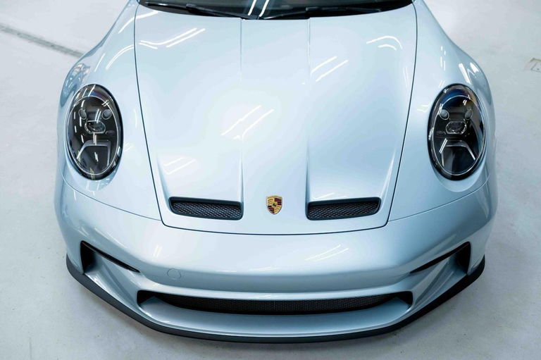 Porsche 992 GT3 Touring