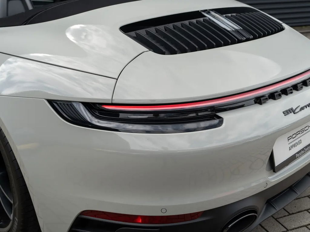 Porsche 992 Carrera 4 GTS