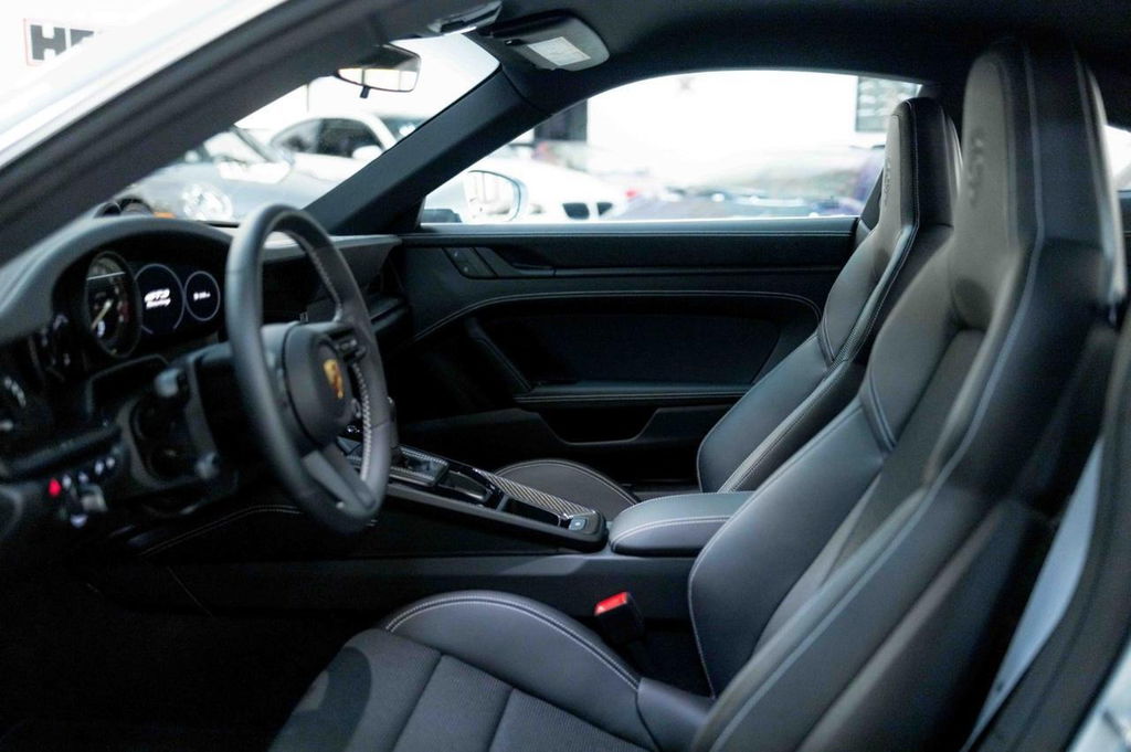 Porsche 992 GT3 Touring