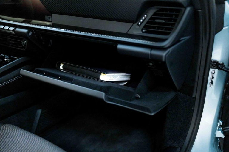 Porsche 992 GT3 Touring