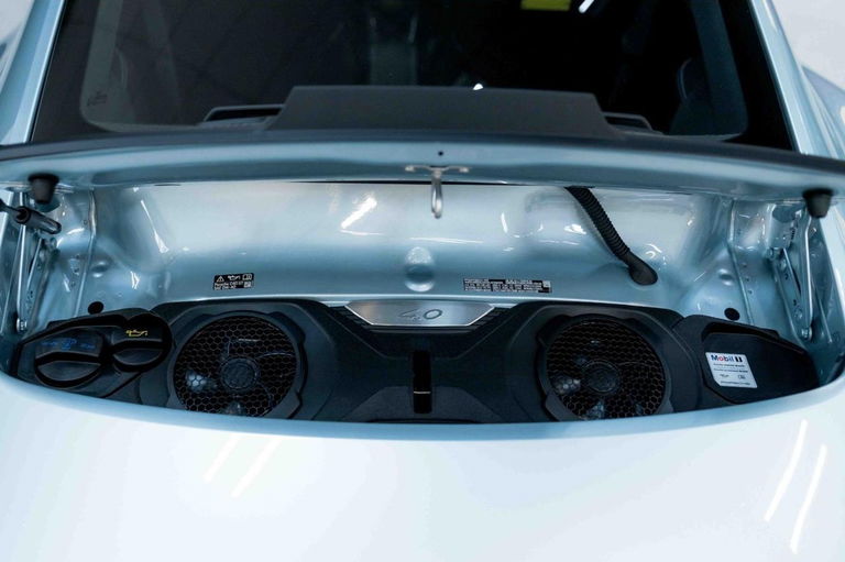 Porsche 992 GT3 Touring