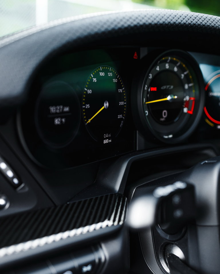 Porsche 992 GT3 Touring