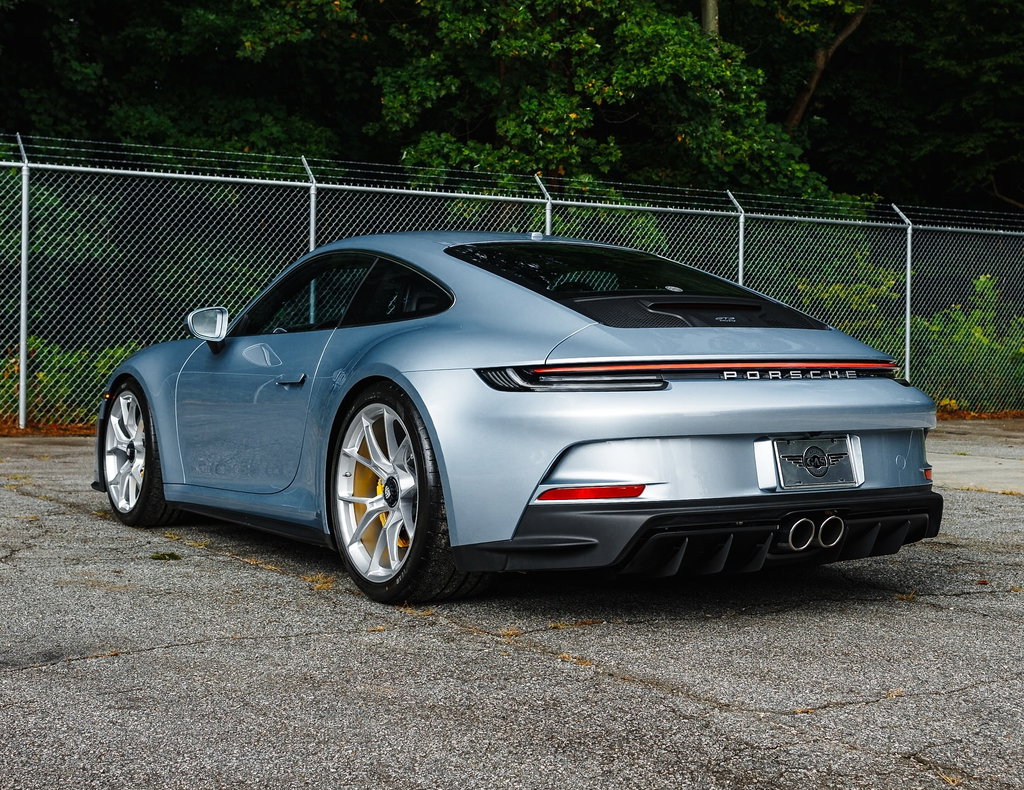 Porsche 992 GT3 Touring