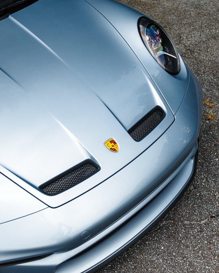 Porsche 992 GT3 Touring