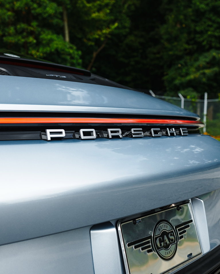 Porsche 992 GT3 Touring