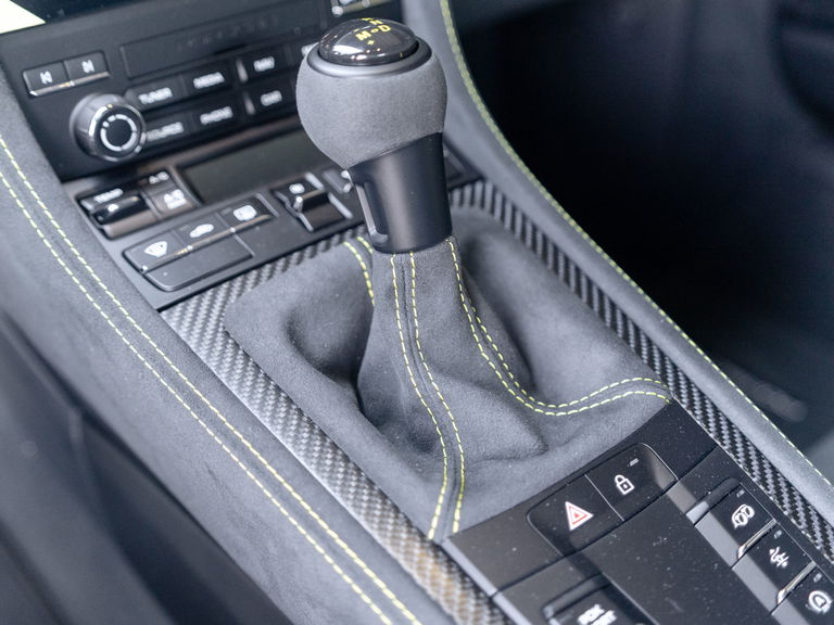 Porsche 718 Cayman GT4 RS