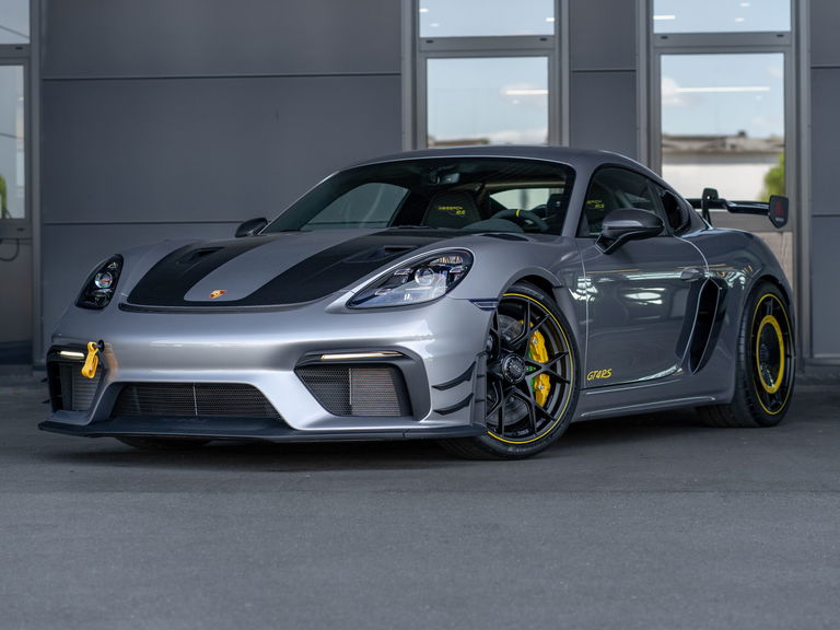 Porsche 718 Cayman GT4 RS