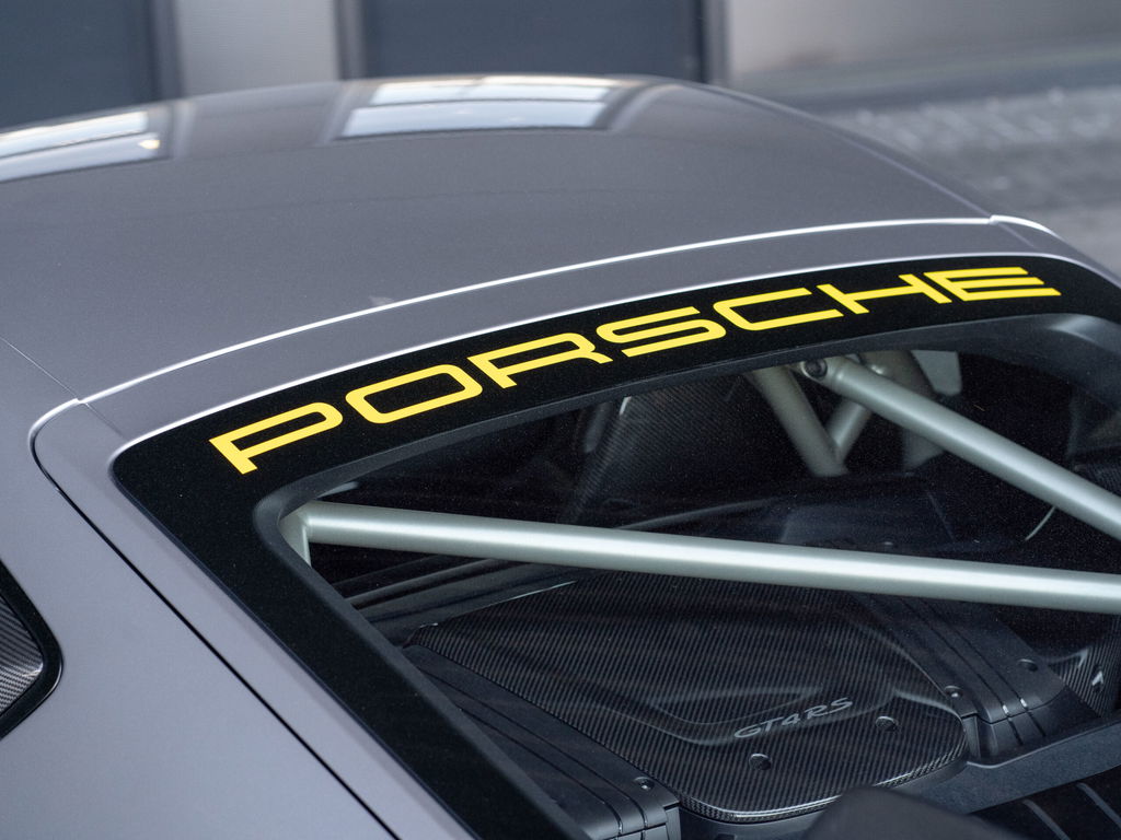 Porsche 718 Cayman GT4 RS