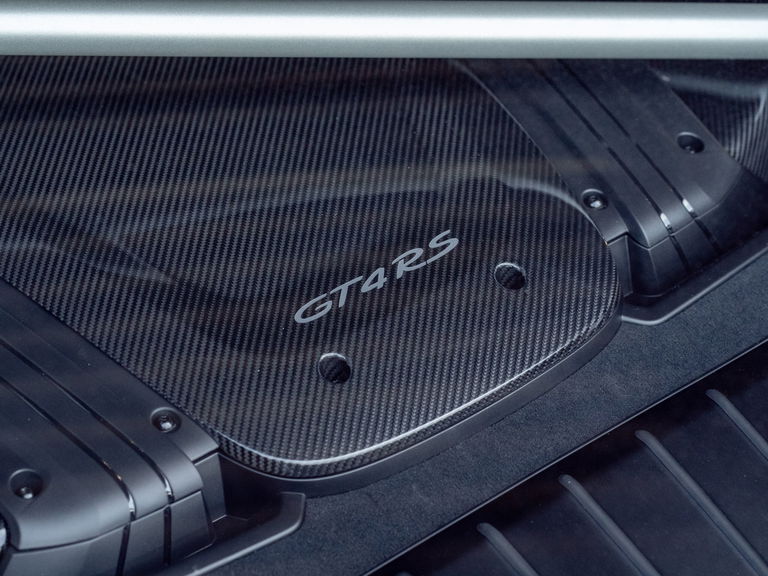 Porsche 718 Cayman GT4 RS