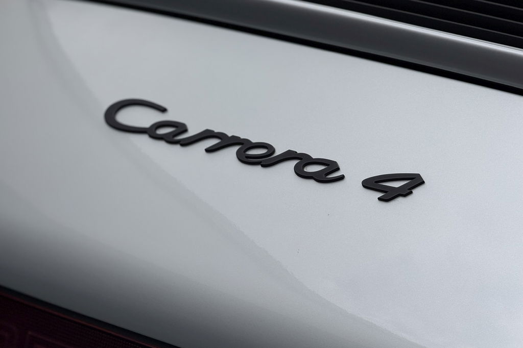 Porsche 964 Carrera 4