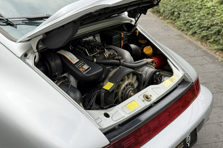 Porsche 964 Carrera 4
