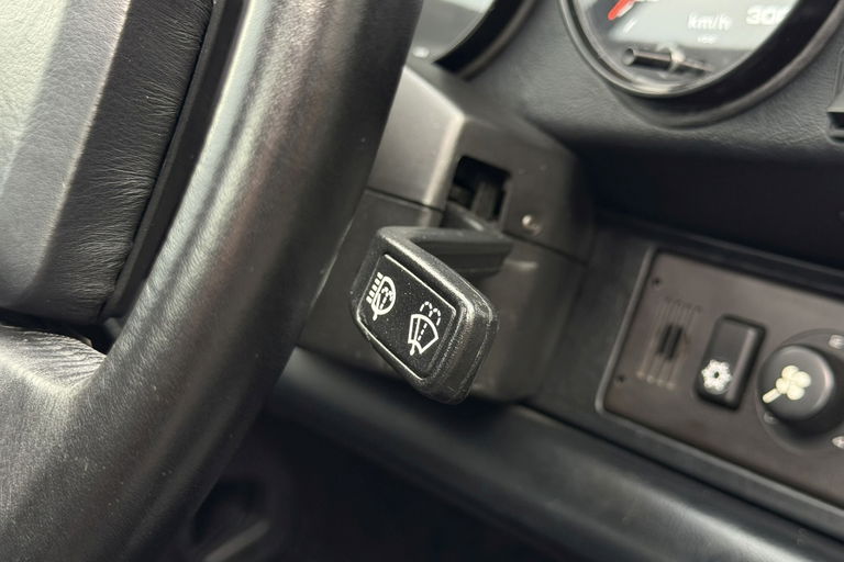 Porsche 964 Carrera 4