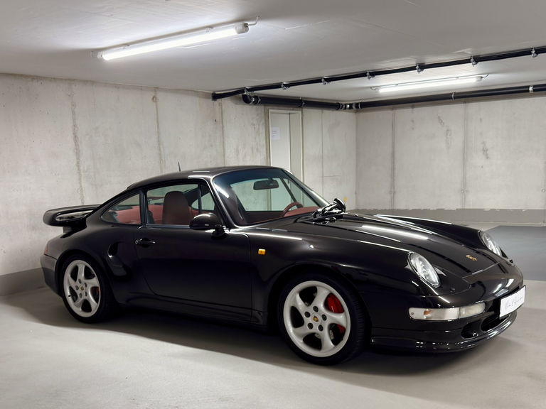 Porsche 993 Carrera 4S
