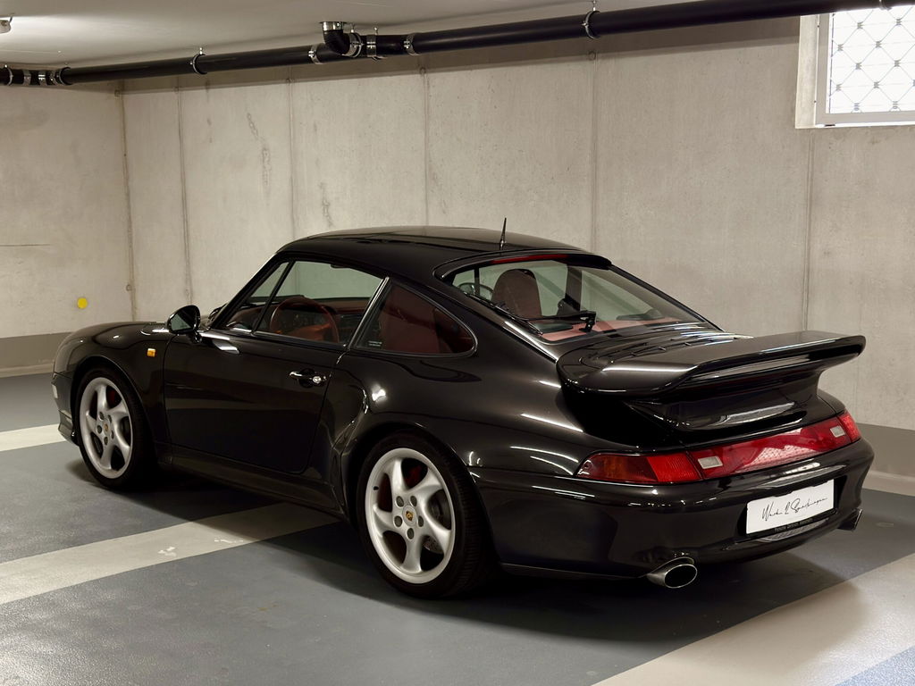 Porsche 993 Carrera 4S