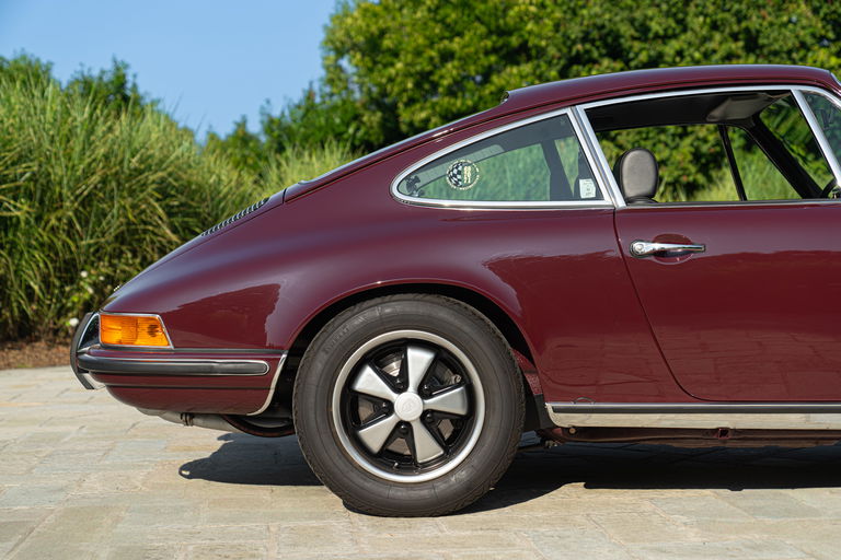 Porsche 911 E