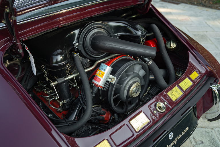 Porsche 911 E