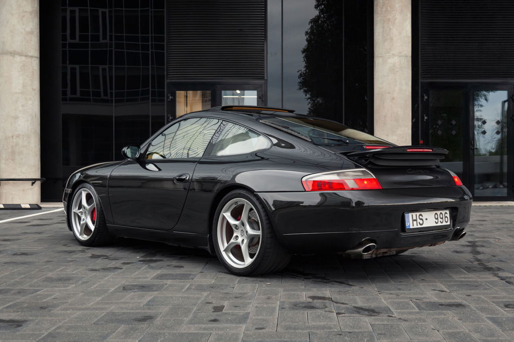 Porsche 996 Carrera
