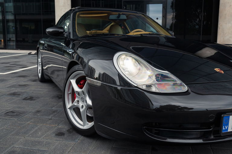 Porsche 996 Carrera