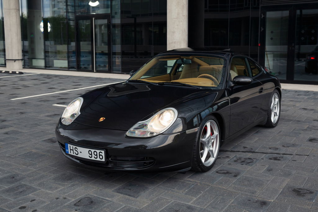 Porsche 996 Carrera