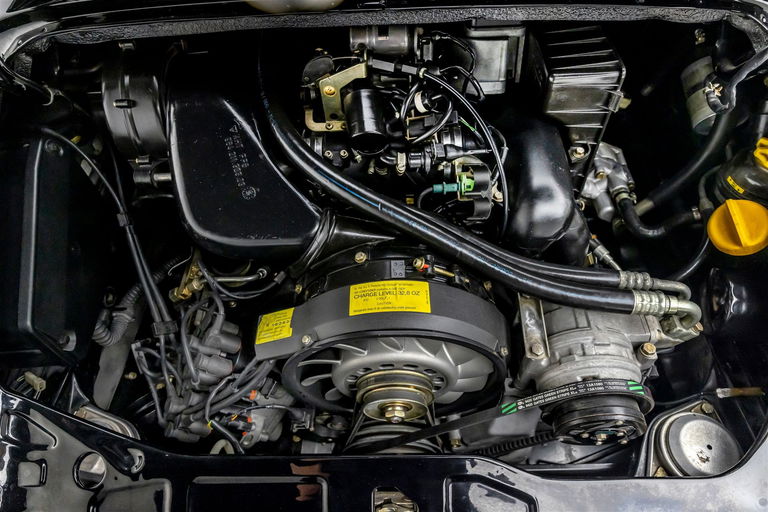 Porsche 964 Carrera 4