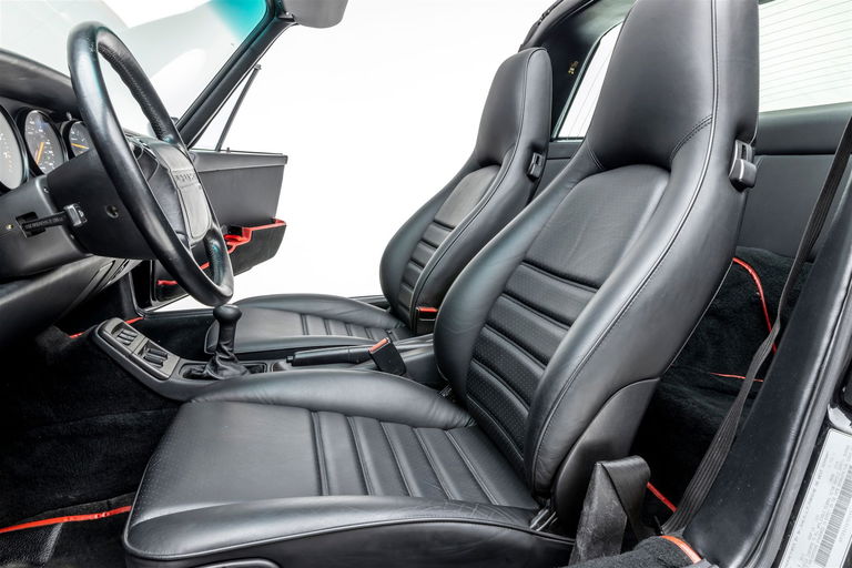 Porsche 964 Carrera 4