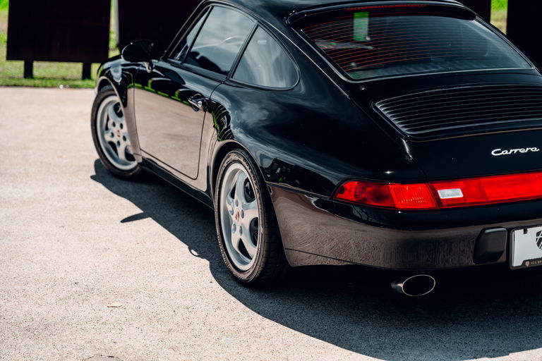 Porsche 993 Carrera 4