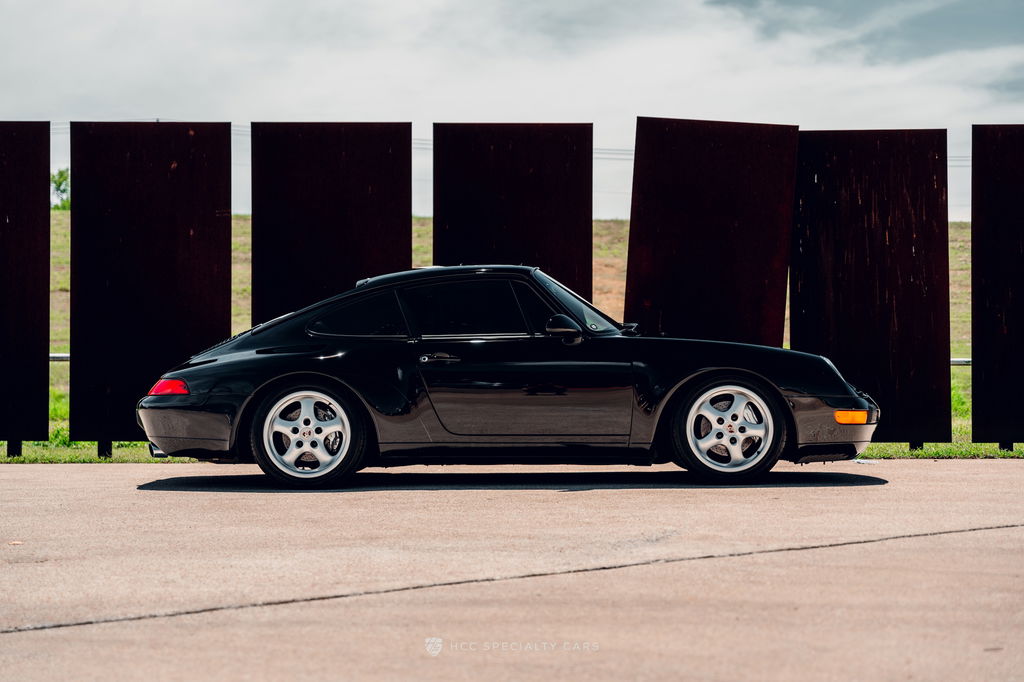 Porsche 993 Carrera 4
