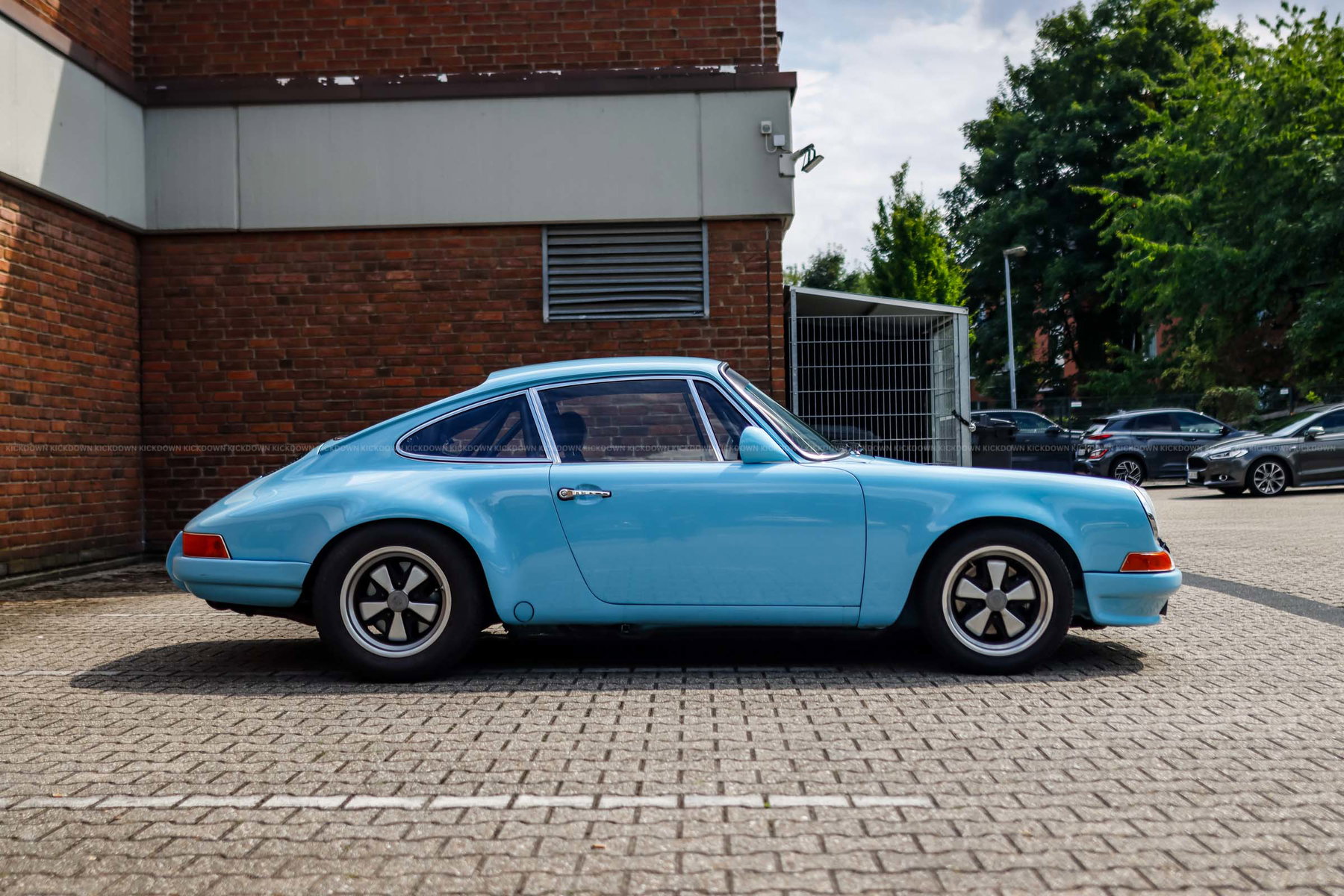 Porsche 911 Modified 1970 - elferspot.com - Marketplace for