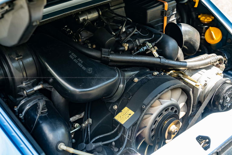 Porsche 964 Carrera 2