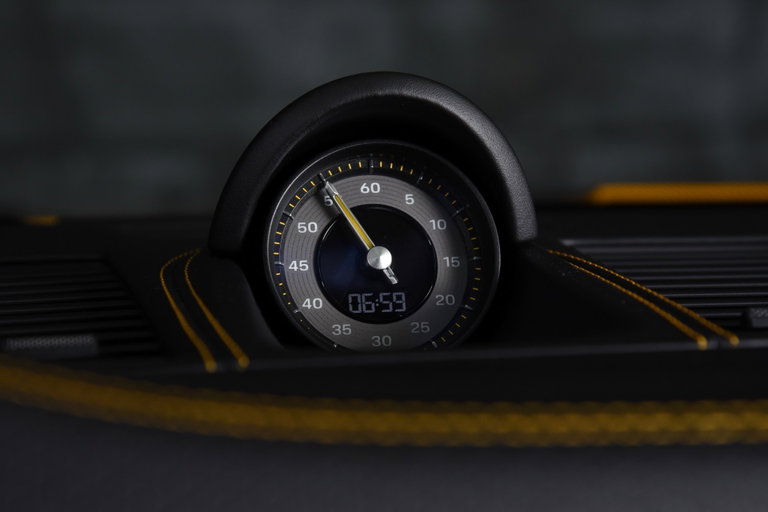 Porsche 992 GT3 Touring