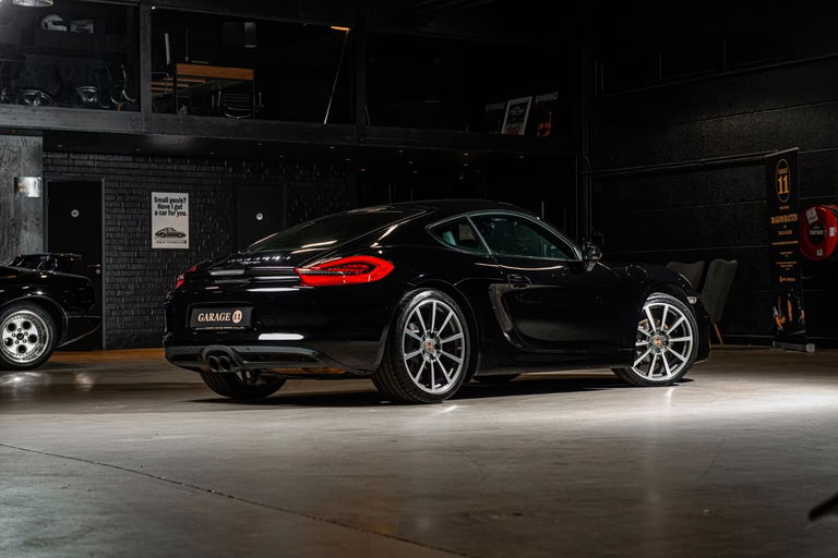 Porsche 981 Cayman Black Edition