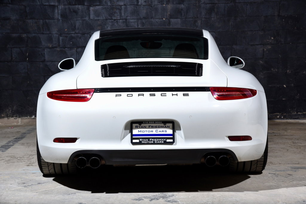 Porsche 991 Carrera GTS
