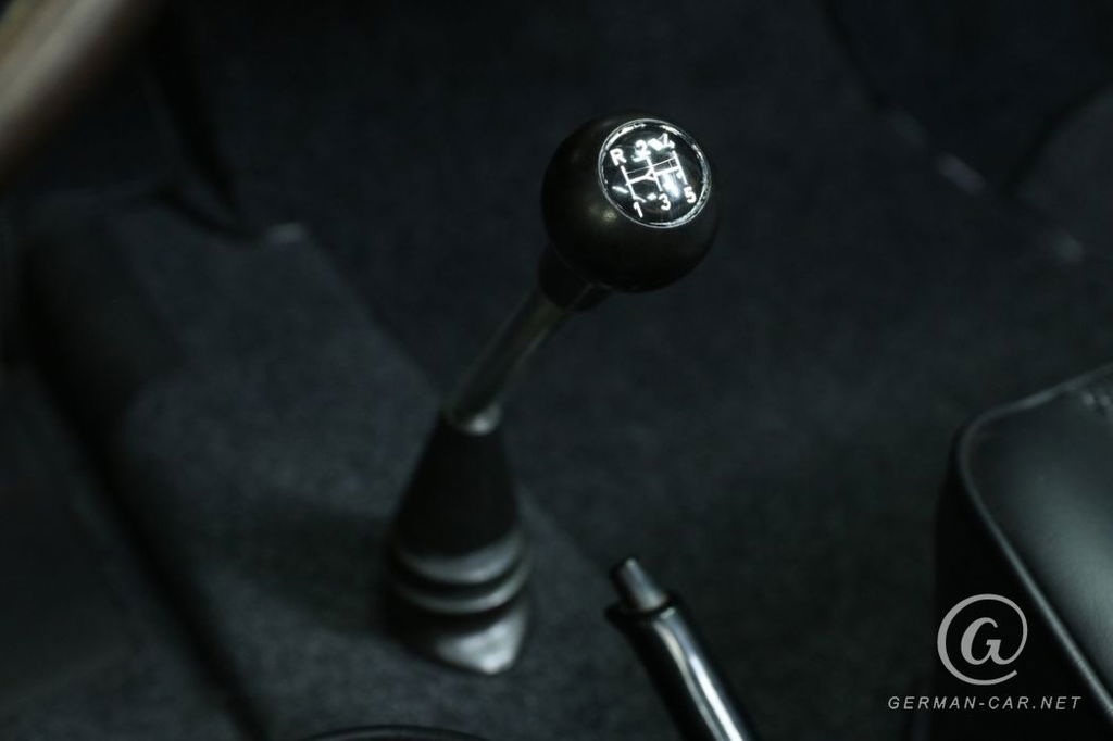 Porsche 911 S (F-Modell)