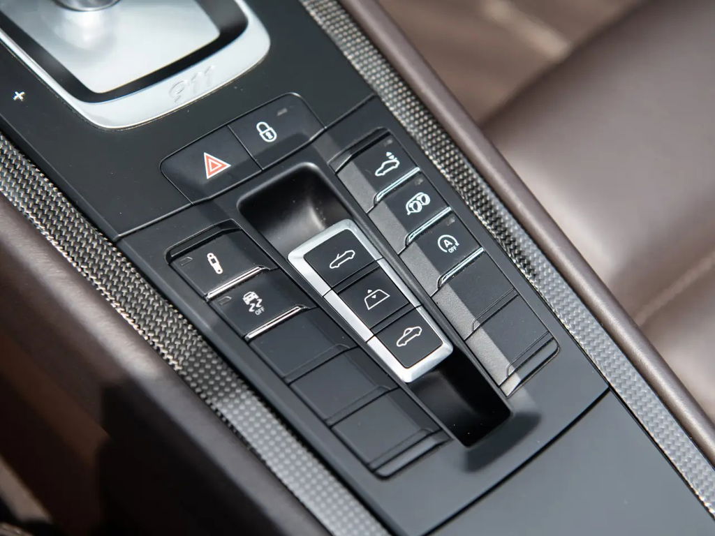 Porsche 991.2 Carrera 4 GTS