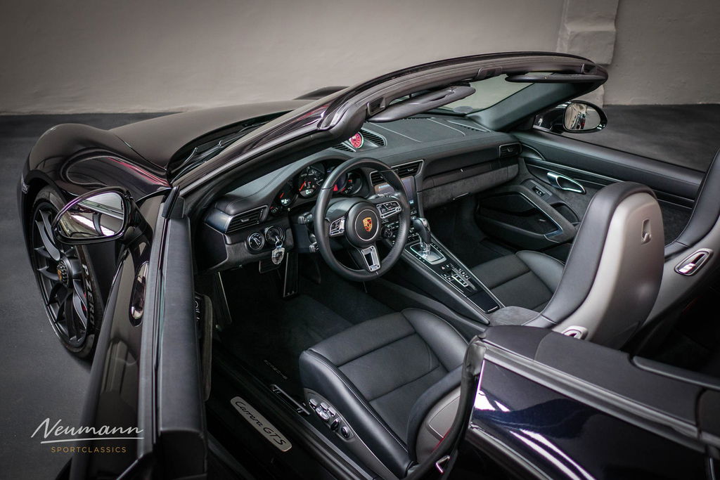 Porsche 991.2 Carrera GTS