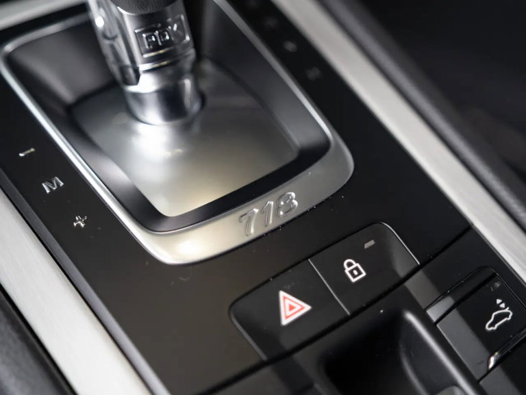 Porsche 718 Boxster Style Edition